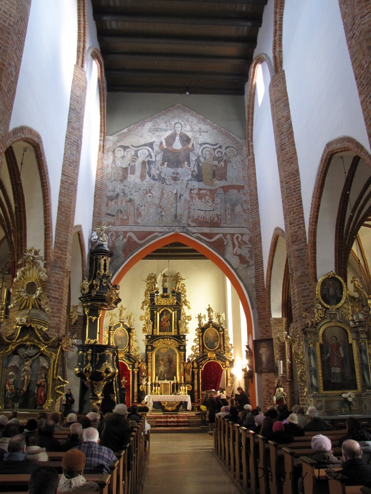 wewn nawa główna.jpg