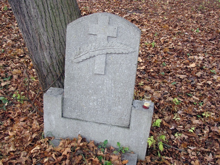 nagrobek 10.jpg