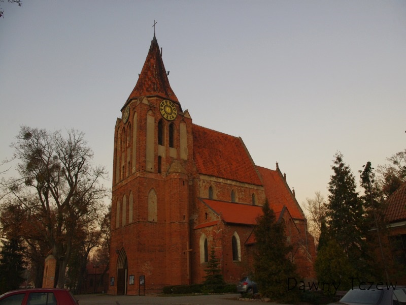 Gotycki kościół p.w. Podwyższenia Krzyża Św.