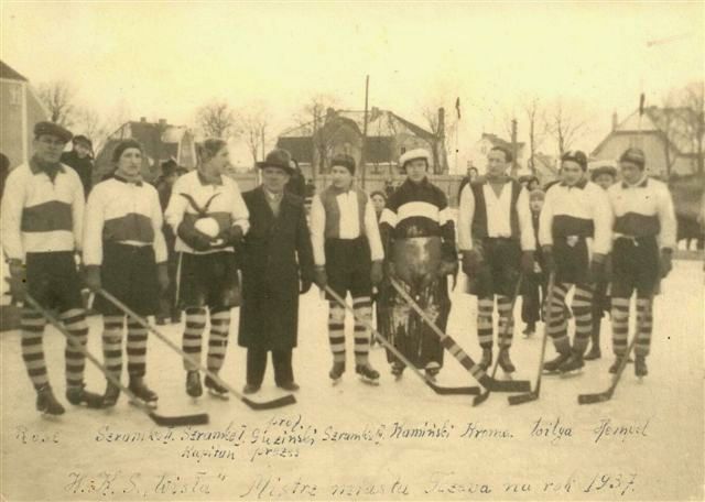 Hokeiści Wisły 1936r.jpg