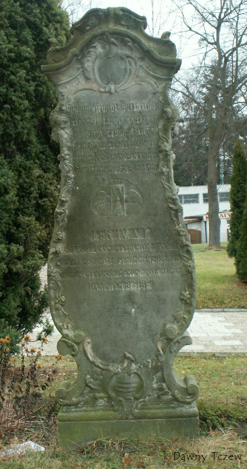 Lapidarium2c.JPG
