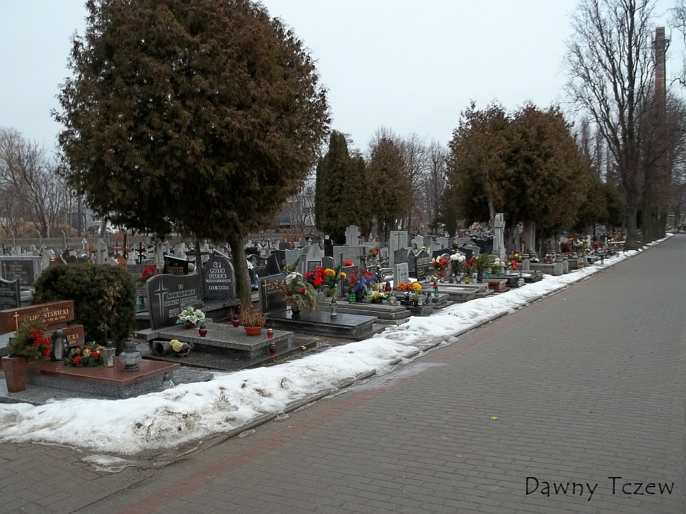 cmentarz3.jpg