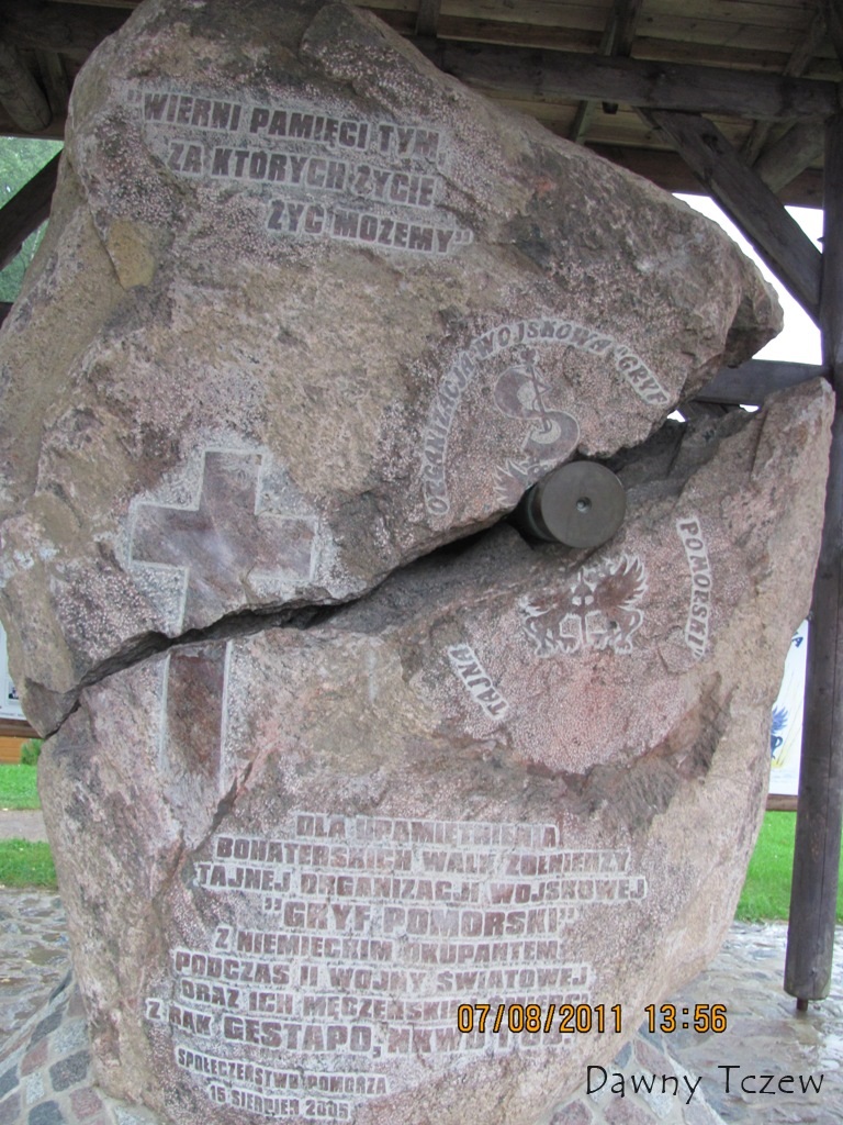 głaz.JPG