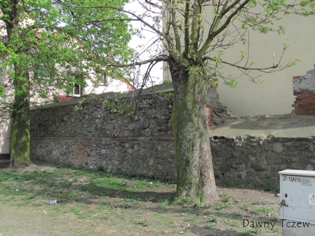 mur.JPG