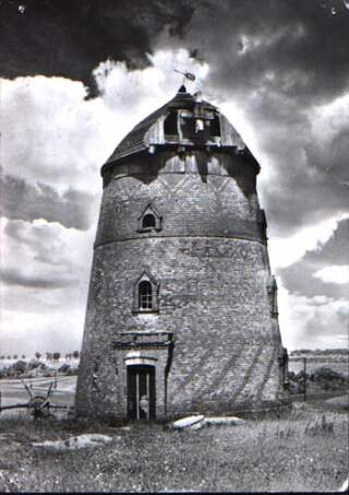 wiatrak stary.jpg