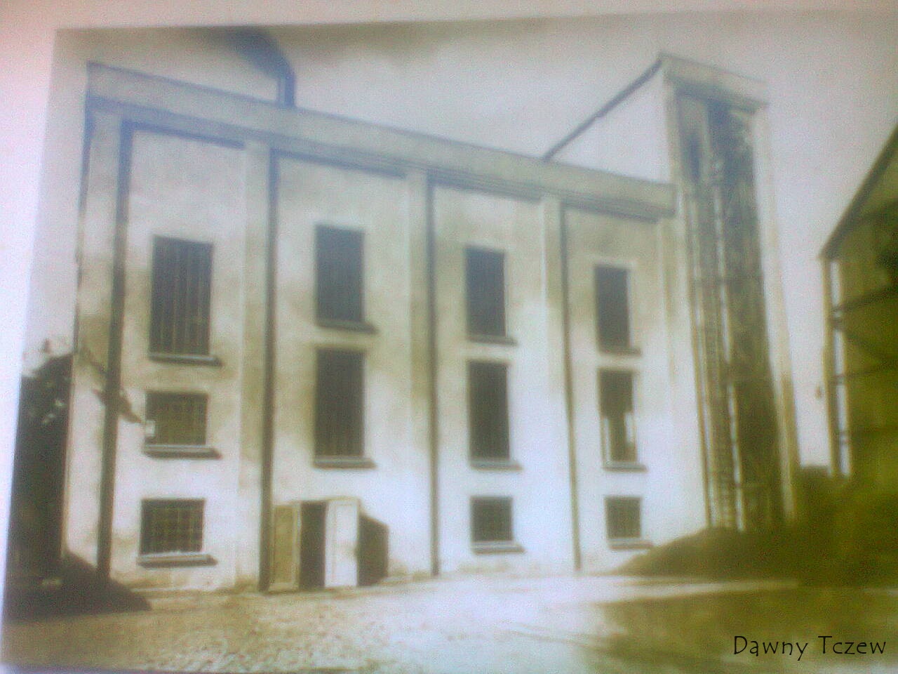 elektrownia ze zbiorów S.Zaczyńskiego 1.jpg