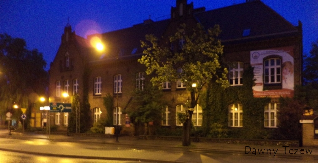 Liceum koedukacyjne.JPG
