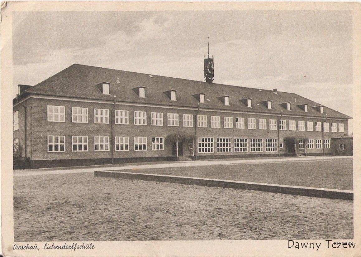 Szkoła - Parkowa 1.jpg