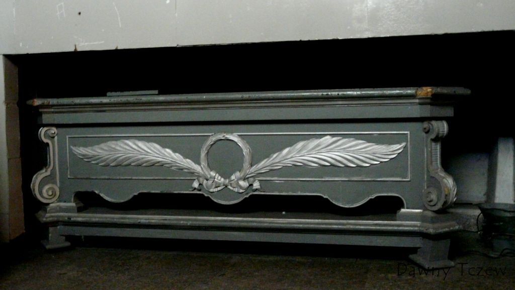 stol.JPG