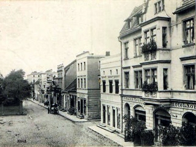 Tuchel-Marktplatz-1915.jpg