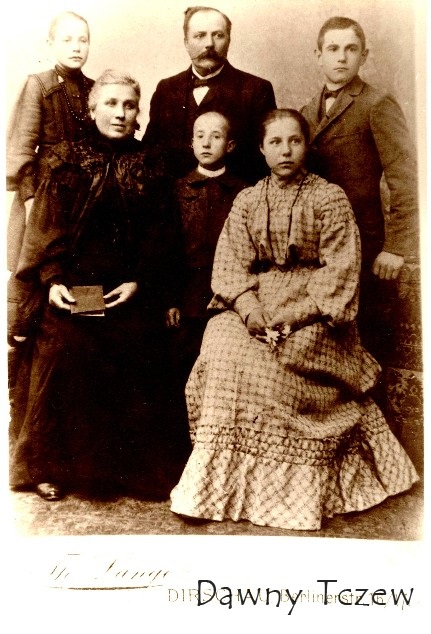 1904 familyofnorek.com.JPG