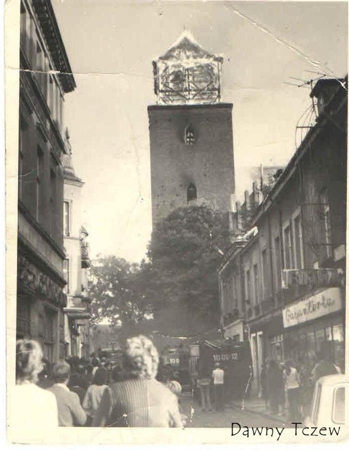Pożar Kościoła na Starym Mieście.jpg