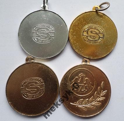 4089478686_1.jpg