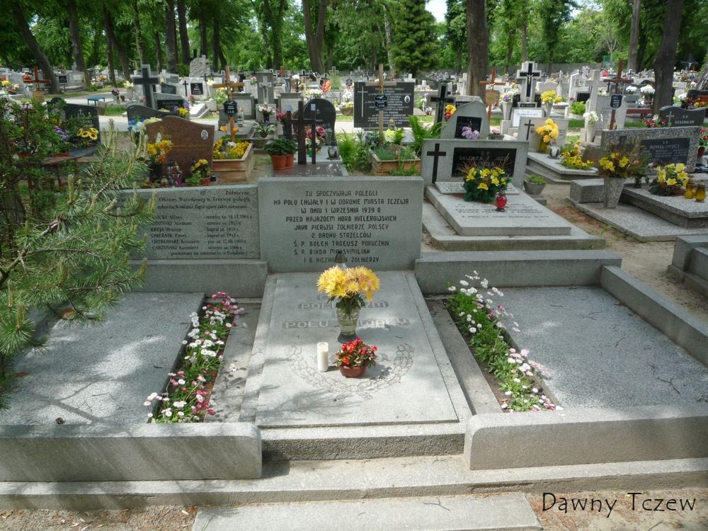 mogiła.jpg