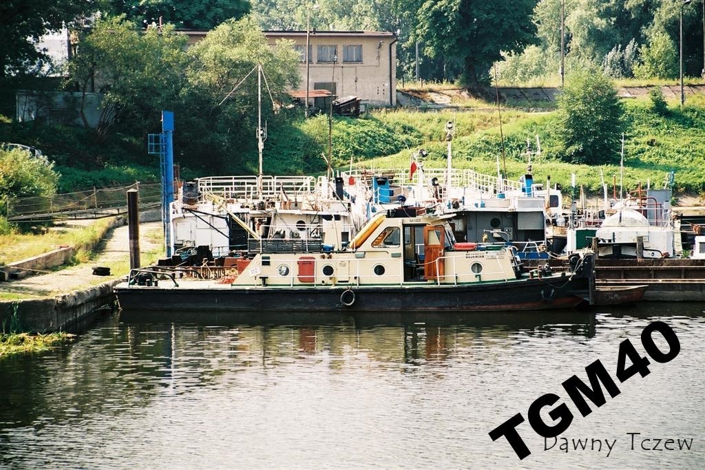 motorówka Kujawiak.jpg