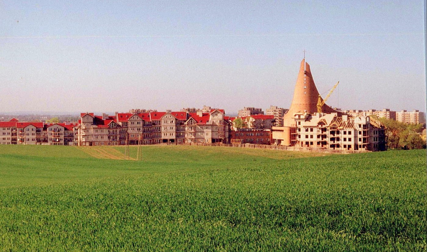 Tczew, maj 1999, osiedle Bajkowe.jpg