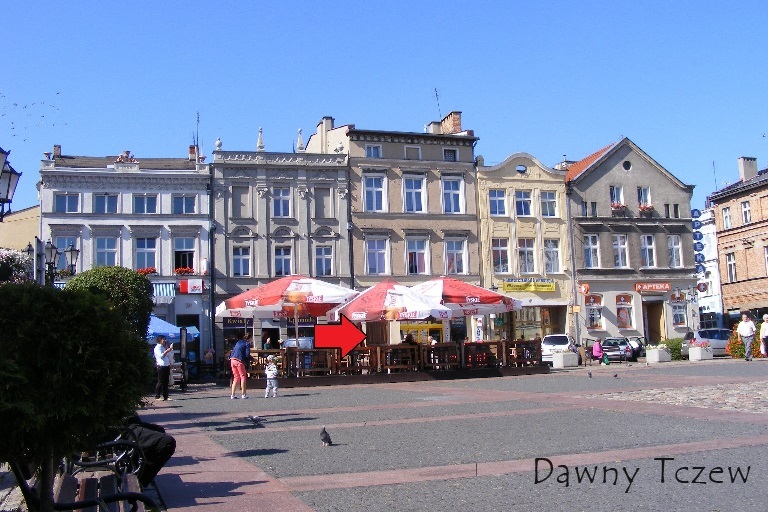 Tczew_-_dawny_rynek_główny_-_obecnie_Plac_Hallera_03.jpg