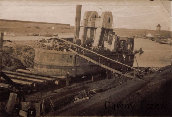 Tczew Port03.jpg