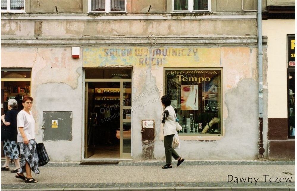 J. Dąbrowskiego 14, 20.07.2001 r..jpg