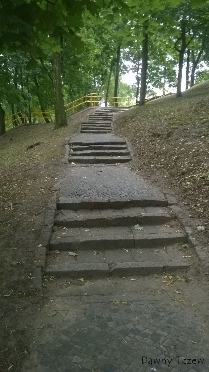 bruk i chodnik.jpg