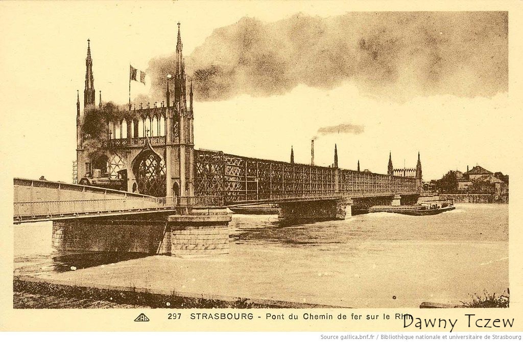 1024px-Strasbourg_-_Pont_du_Chemin_de_fer_sur_le_Rhin_carte_postale_1920.jpg