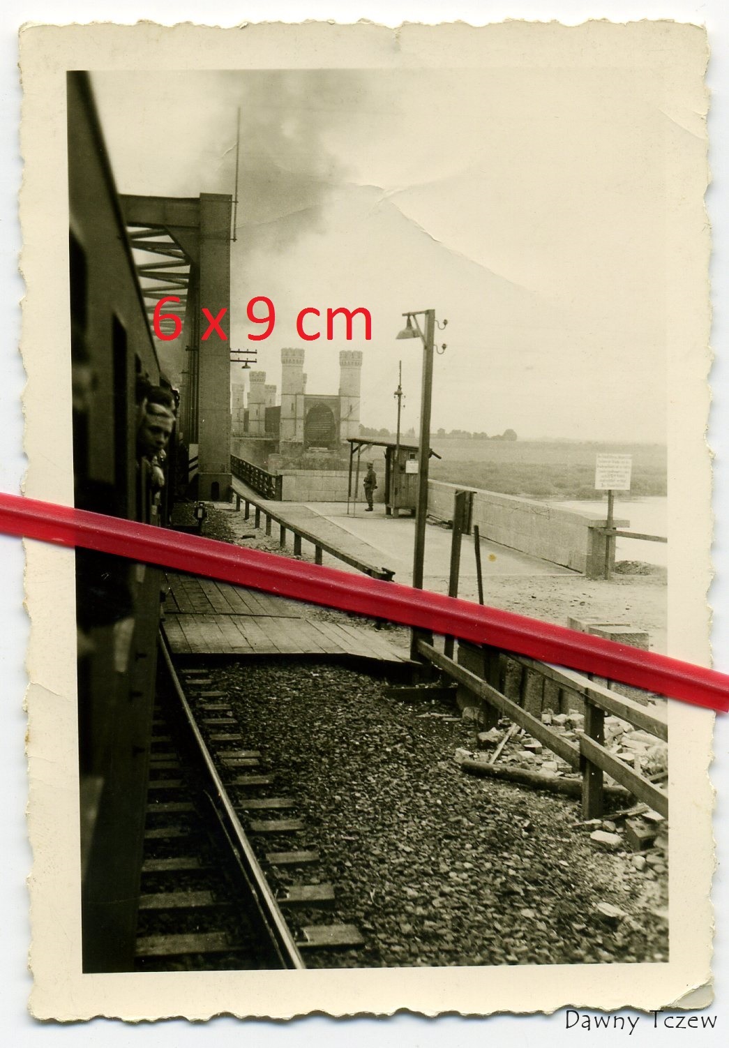jpeg977sl6187qthu.jpg