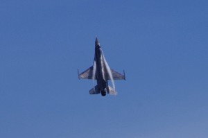 F-16....JPG