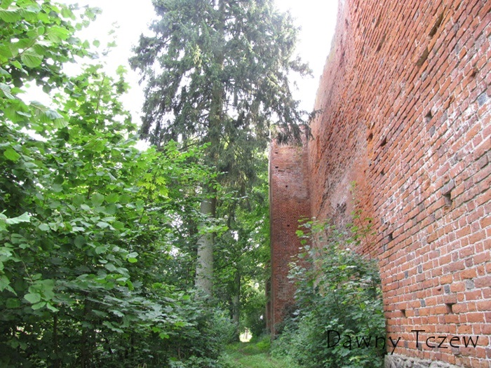 Szymbark - ściana 4.jpg
