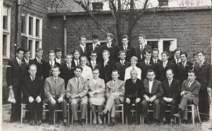 Pierwsi maturzyści Technikum (lata 1962-1967).