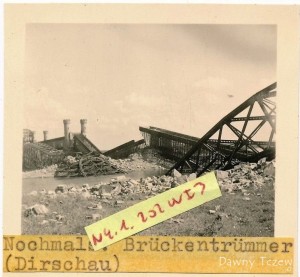Pionier Btl.41 im Polenfeldzug 1939, Brückentrümmer und Bahnhof Gelände DIRSCHAU.jpg (106.58 KiB) Przejrzano 3009 razy Ebay. Pionier Btl.41 im Polenfeldzug 1939, Brückentrümmer und Bahnhof Gelände DIRSCHAU