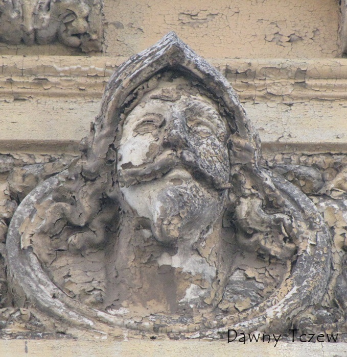 Dąbrowskiego 13 dwa.jpg