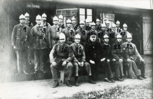 Tczew. Kolejowa Ochotnicza Straż Pożarna w Tczewie. Lata 20. XX wieku.png