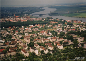 05 Tczew. Stare Miasto i Czyżykowo. Widok z lotu ptaka. Lata 90. XX wieku - rok 1994.png