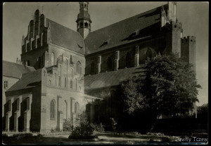 Katedra w Pelplinie w 1925 roku, fot. Jan Bułhak (BN)