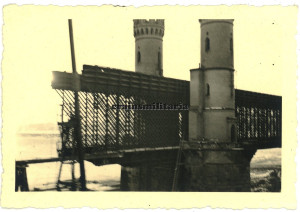 Oryg. Zdjęcie zniszczona Wisła Most Wisła w DIRSZAU Tczew Polska 1939.jpg