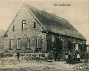 Schulhaus z oryginału.jpeg