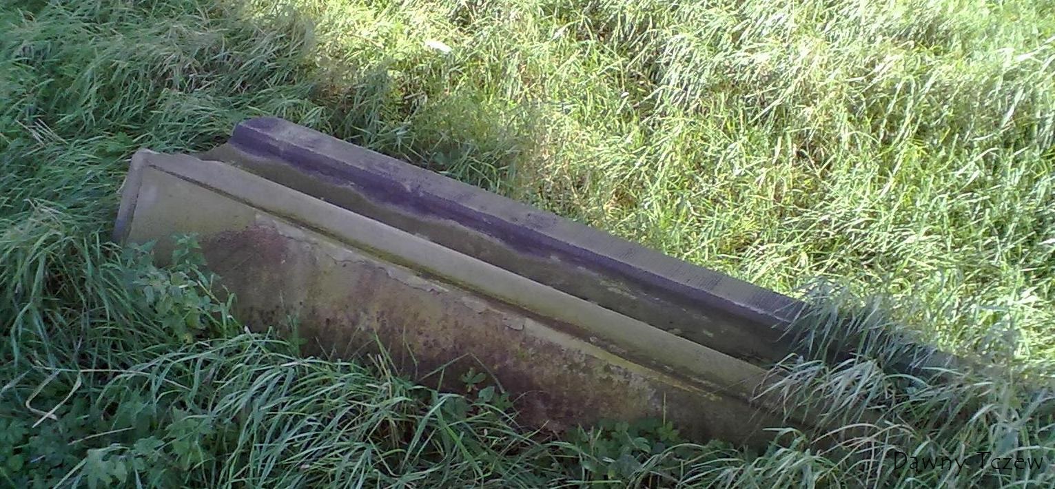 mostsięsypie.JPG