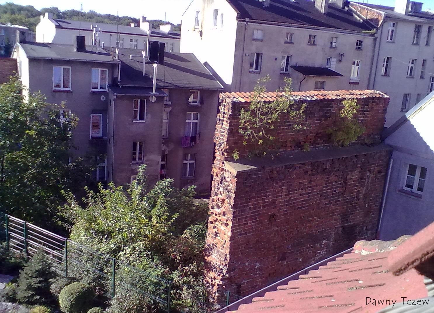 mur.JPG