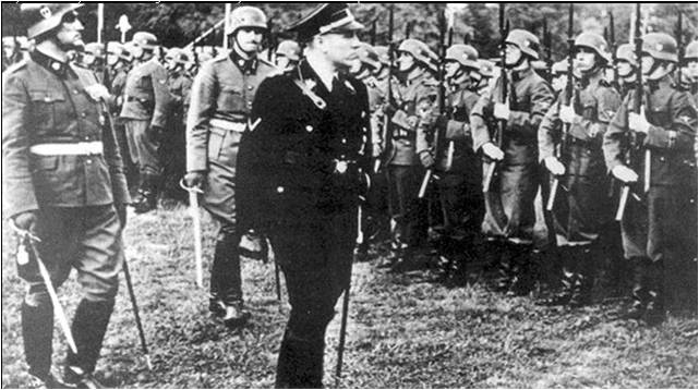 SS Oberstumbannführer Hans Freidemann Götze.jpg