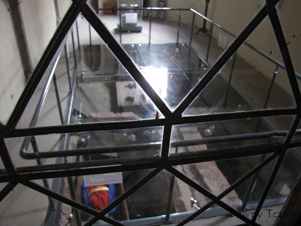 katedra krypta 2.jpg