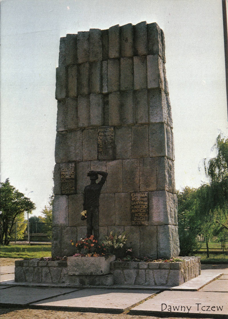 74 - Pomnik (Spocony).jpg