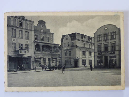 Plac Hallera 1.jpg