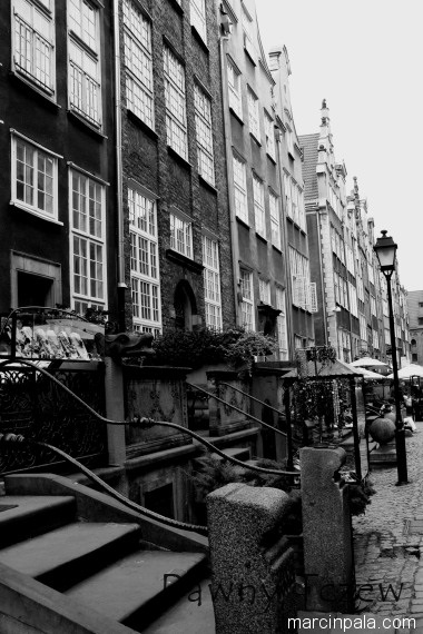 20100915071945_gdansk_stare_miasto_kamienice_old_town_buildings.jpg