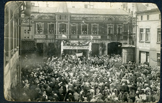1930-2.jpg